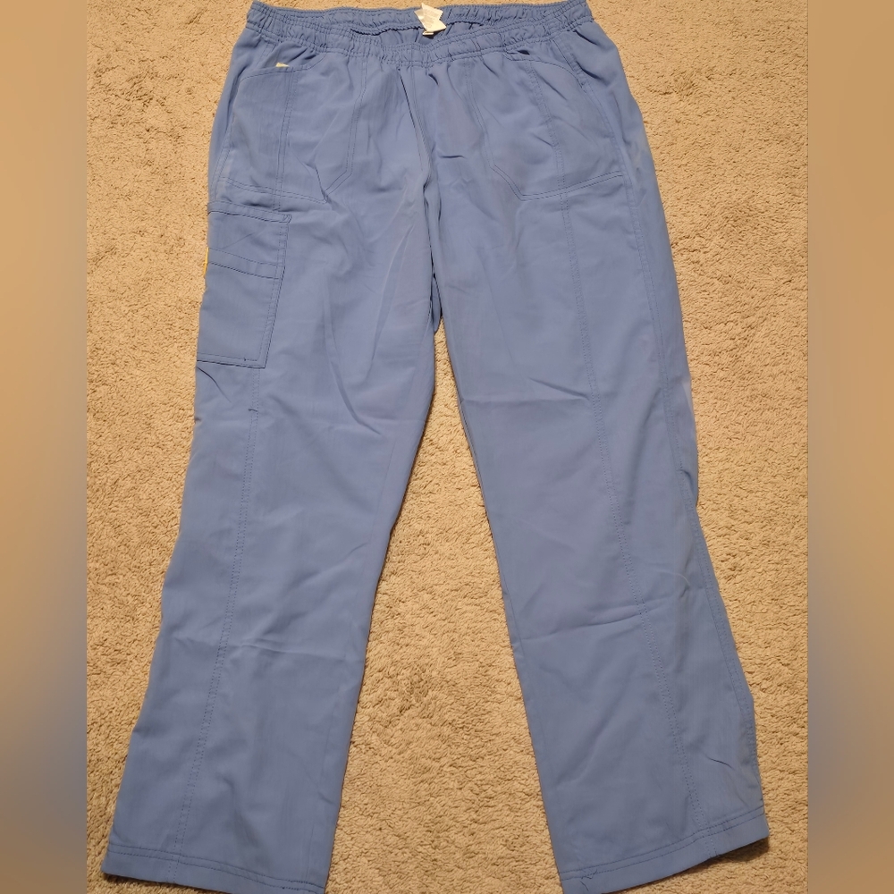 WonderWink Women's Cargo Scrub Pants - Light Blue